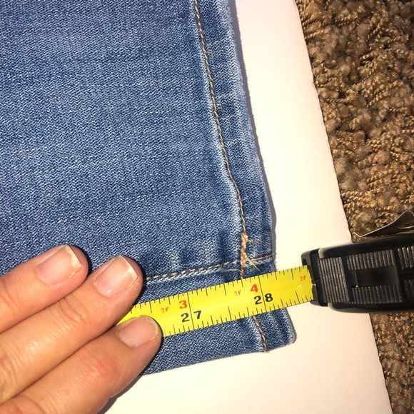 American Eagle Outfitter Super Stretch Skinny Jean 2 Short - Picture 14 of 16